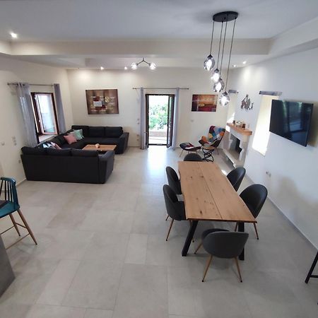 Olive Stonehouses - Alkistis Kalamata Exterior foto